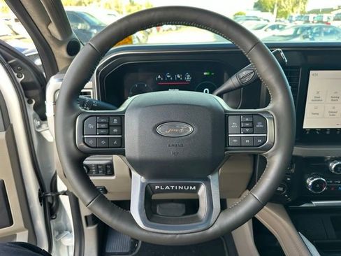Used 2025 Ford F350 Platinum w/ Platinum Plus Package image 25