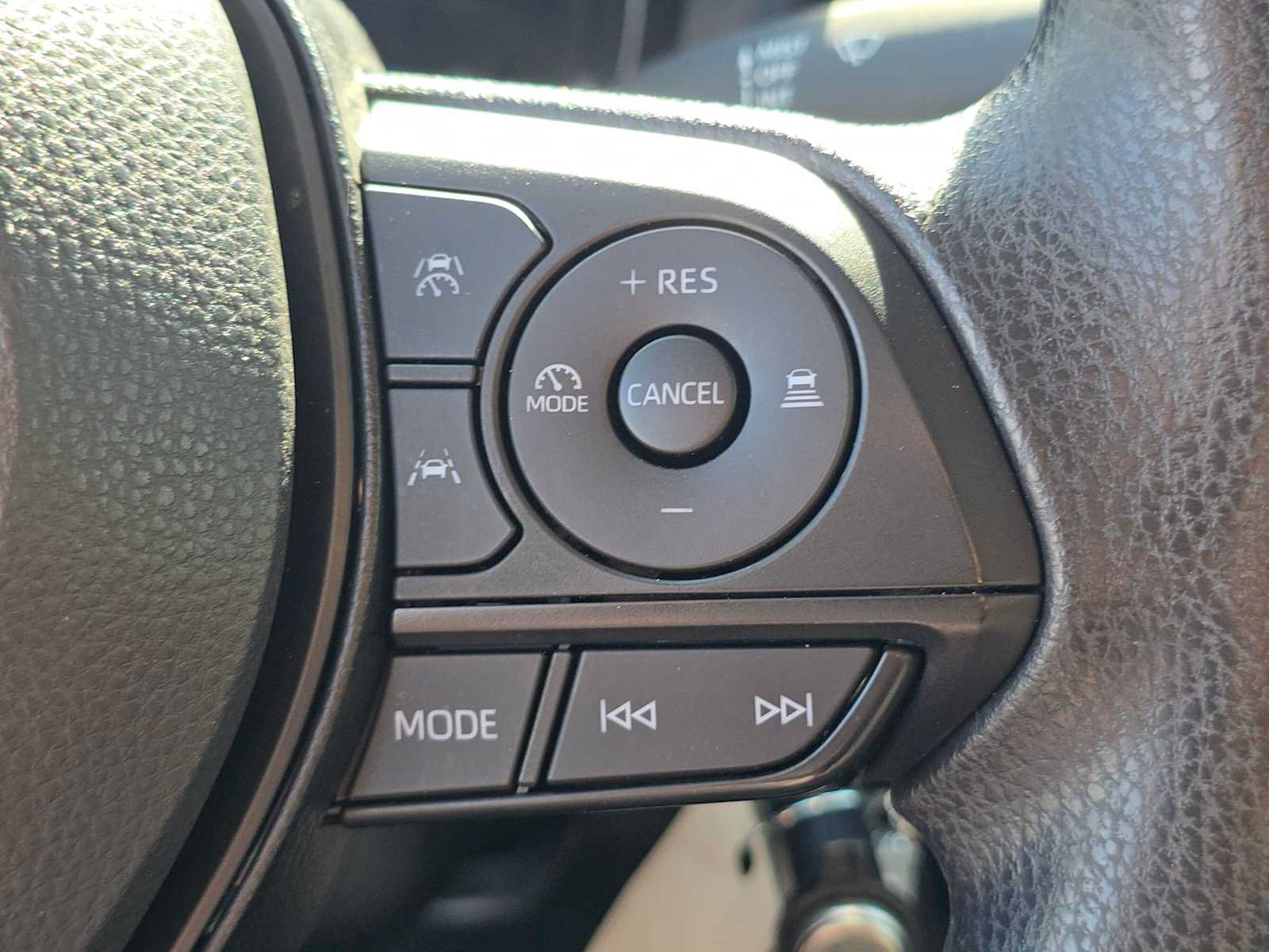 Certified 2026 Toyota Corolla LE FWD image 29