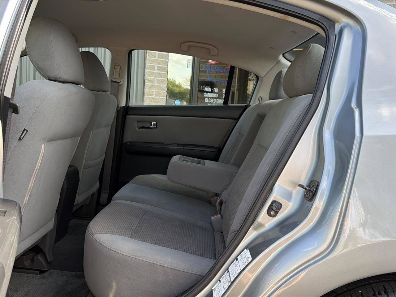 Used 2011 Nissan Sentra 2.0 S FWD image 19