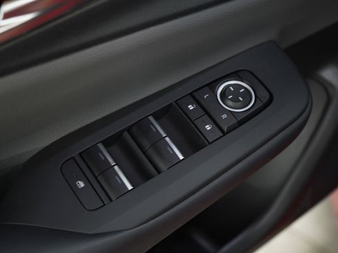 Used 2024 Toyota Prius Limited image 24