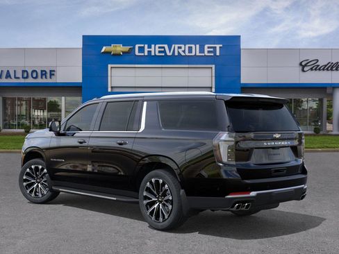 New 2026 Chevrolet Suburban High Country image 4