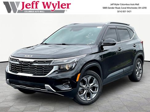 Used 2024 Kia Seltos S AWD/4WD image 1