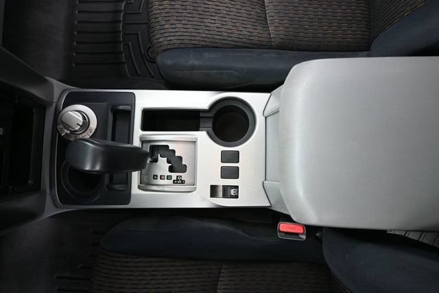 Used 2013 Toyota 4Runner SR5 w/ Convenience Pkg AWD/4WD image 27