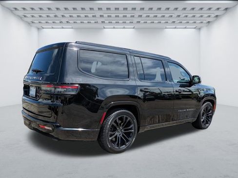 Used 2024 Jeep Grand Wagoneer Series II w/ Quick Order Packagew 28T image 4