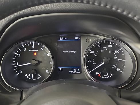 Used 2020 Nissan Rogue SV FWD image 19