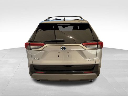 Used 2019 Toyota RAV4 XSE AWD/4WD image 9