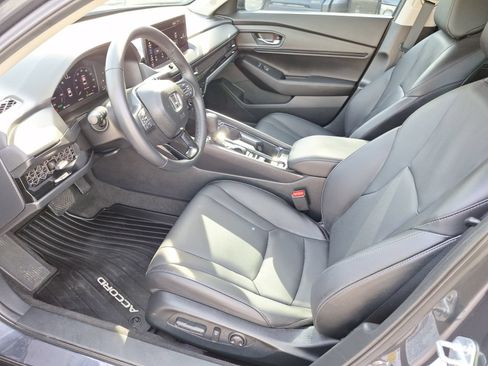 Used 2025 Honda Accord EX-L image 15