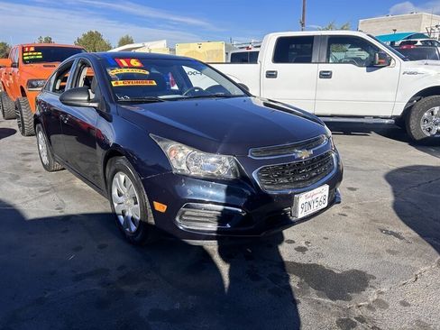 Used 2016 Chevrolet Cruze LS FWD image 8