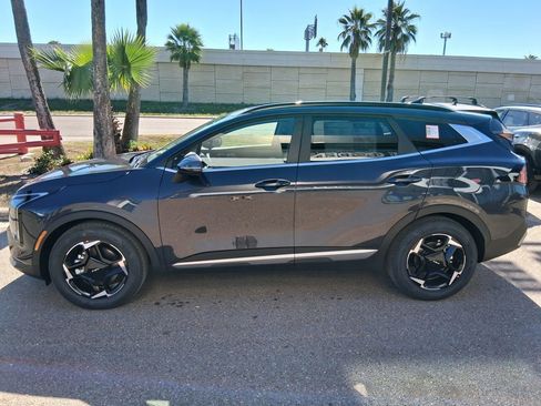 New 2026 Kia Sportage EX image 4