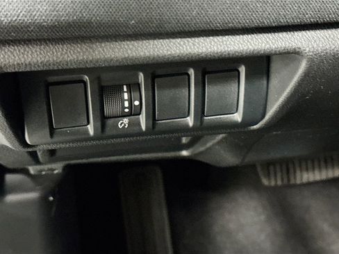 Certified 2024 Subaru Outback AWD/4WD image 6