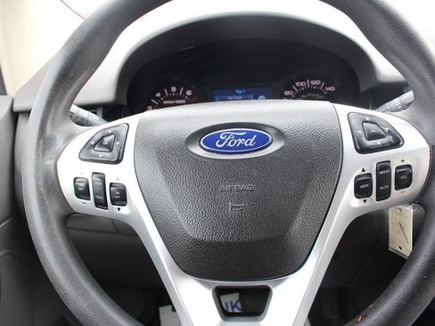 Used 2014 Ford Edge SE image 14