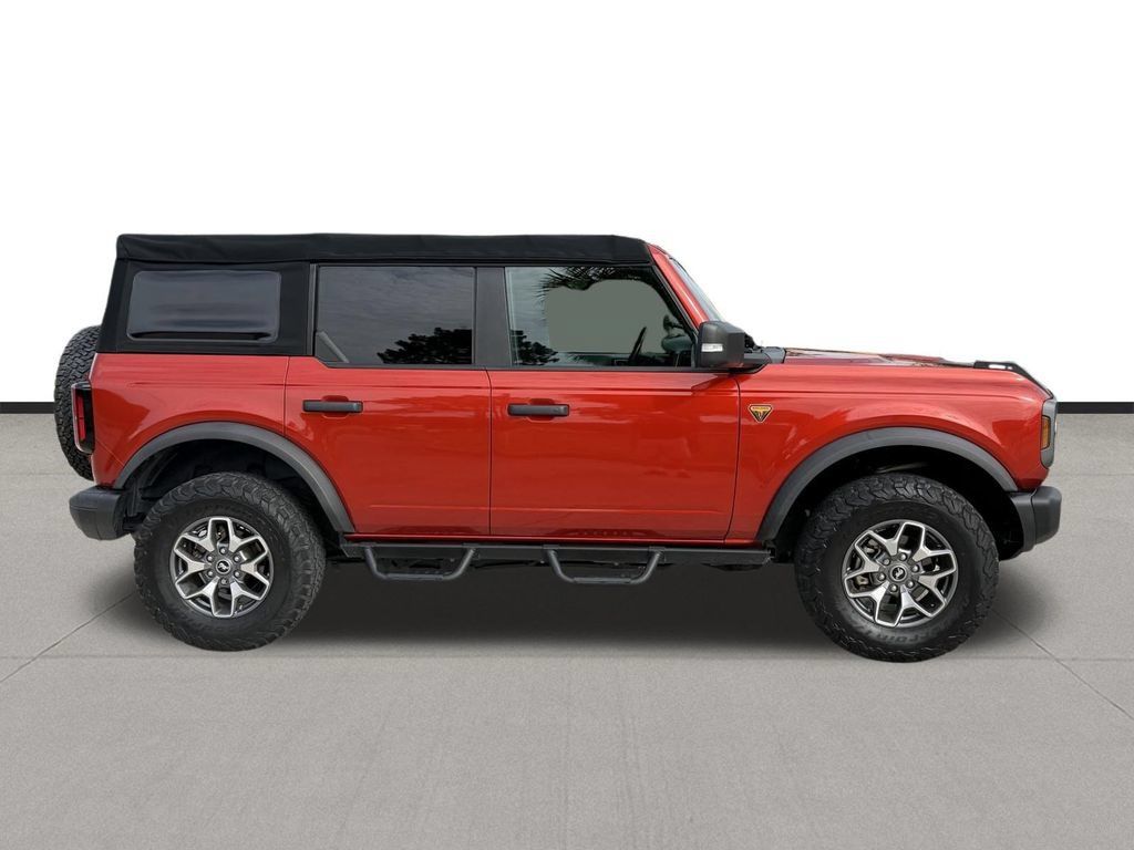 Used 2022 Ford Bronco Badlands AWD/4WD image 4