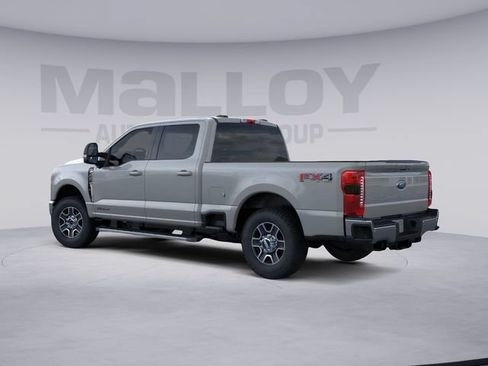 New 2026 Ford F250 4x4 Crew Cab Super Duty image 4