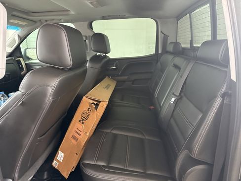 Used 2018 GMC Sierra 1500 Denali image 9