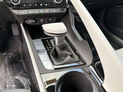 New 2026 Hyundai Elantra Limited FWD image 26