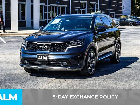 Used 2022 Kia Sorento SX w/ Panoramic Sunroof Package image 4