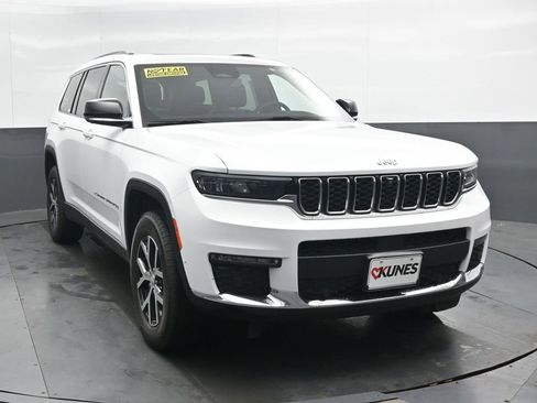 Used 2024 Jeep Grand Cherokee L Limited w/ Luxury Tech Group II AWD/4WD image 5