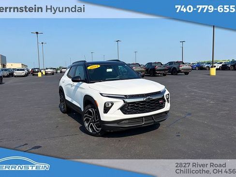 Used 2024 Chevrolet TrailBlazer RS AWD/4WD image 1