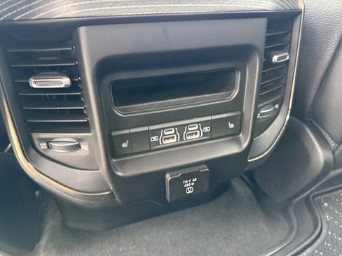 Used 2021 RAM 1500 Limited w/ Trailer Tow Group AWD/4WD image 35