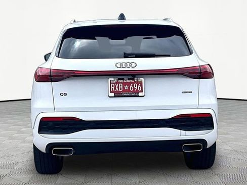 Used 2025 Audi Q5 Premium w/ Premium Plus AWD/4WD image 4