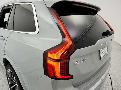 New 2026 Volvo XC90 T8 Plus AWD/4WD image 28