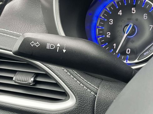 New 2026 Chrysler Pacifica Select image 33