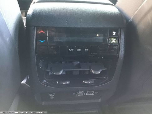 Used 2021 Jeep Grand Cherokee L Laredo RWD image 12