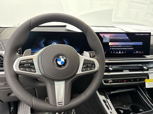 New 2026 BMW X5 xDrive40i w/ M Sport Package AWD/4WD image 22