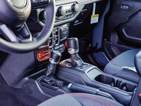 New 2026 Jeep Wrangler Unlimited Rubicon image 24