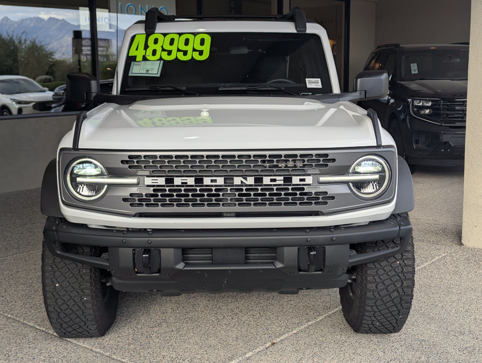 Used 2024 Ford Bronco Badlands w/ Sasquatch Package AWD/4WD image 6