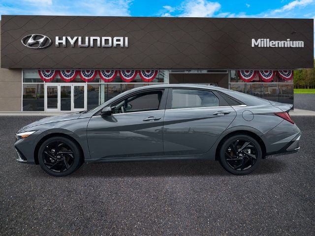 Certified 2026 Hyundai Elantra SEL Sport Premium FWD image 7