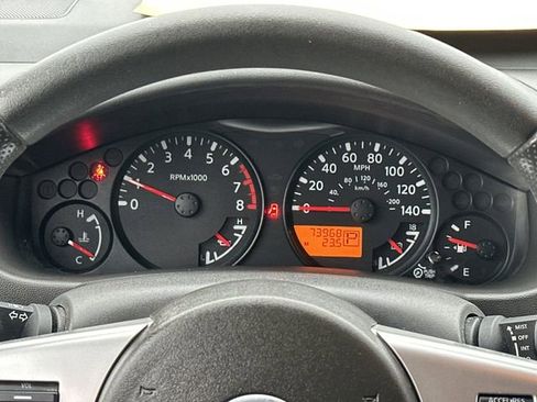 Used 2016 Nissan Frontier SV image 13