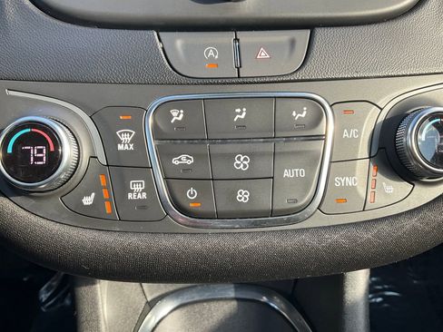 Used 2023 Chevrolet Malibu LT image 8