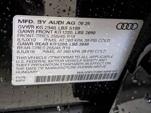 New 2025 Audi Q3 2.0T Premium image 19