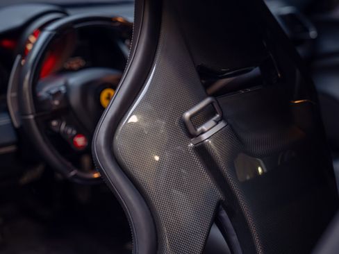 Used 2017 Ferrari 488 GTB RWD image 29
