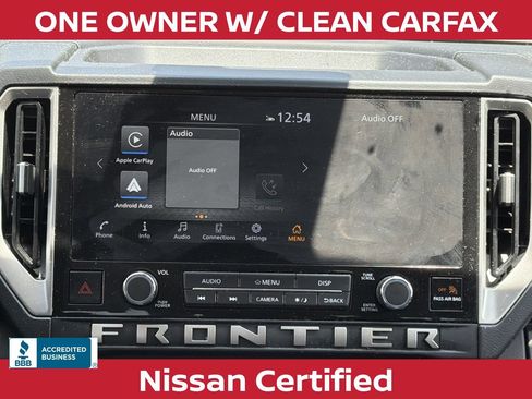 Used 2025 Nissan Frontier SV RWD image 3