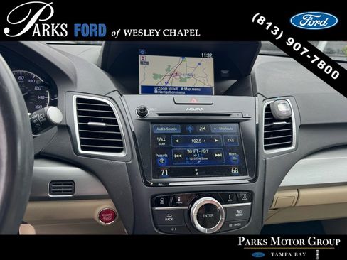 Used 2017 Acura RDX AWD w/ Advance Package image 3