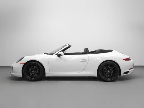 Certified 2017 Porsche 911 Carrera RWD image 2