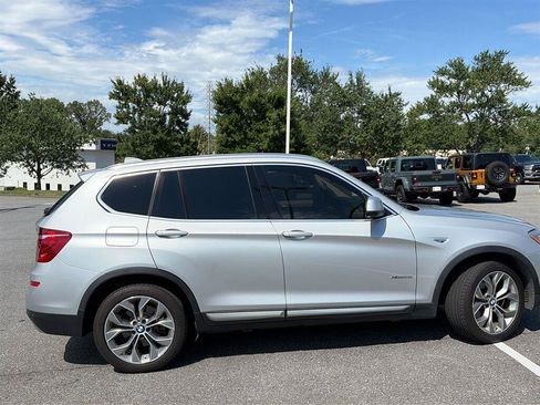 Used 2017 BMW X3 xDrive28i AWD/4WD image 8