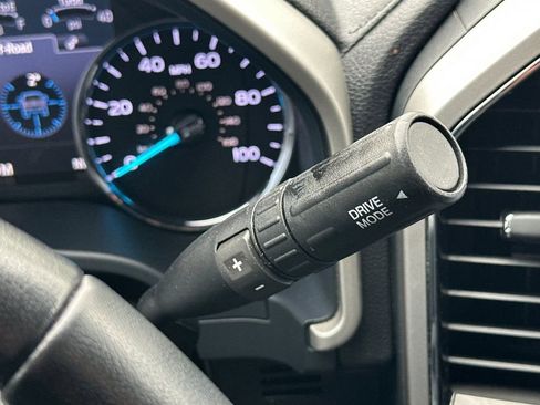 Used 2022 Ford F250 Lariat image 24