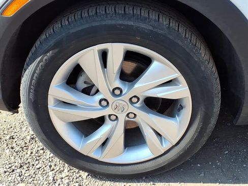 Used 2024 Buick Encore GX Preferred image 9