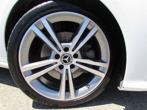 Used 2021 Mercedes-Benz CLA 250 image 24