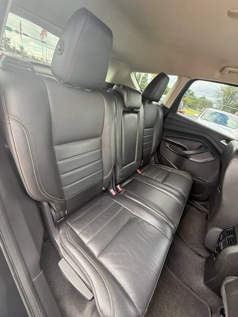 Used 2014 Ford Escape SE w/ Equipment Group 201A FWD image 12