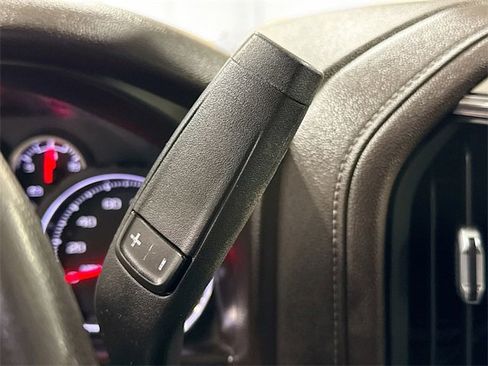 Used 2020 Chevrolet Silverado 1500 LT image 18