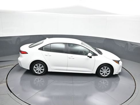 Certified 2025 Toyota Corolla LE image 36