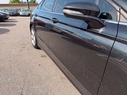 Used 2015 Ford Fusion SE w/ Equipment Group 201A FWD image 35