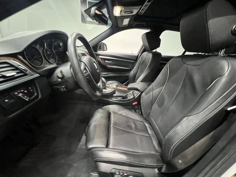 Used 2018 BMW 330i xDrive Sedan image 24