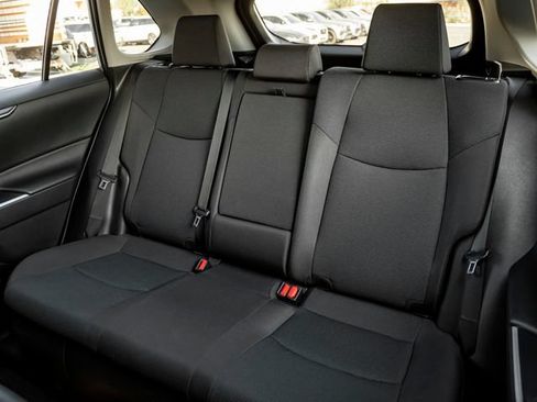 Used 2025 Toyota RAV4 LE AWD/4WD image 27
