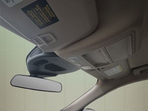 Used 2020 Ford Escape SE image 31