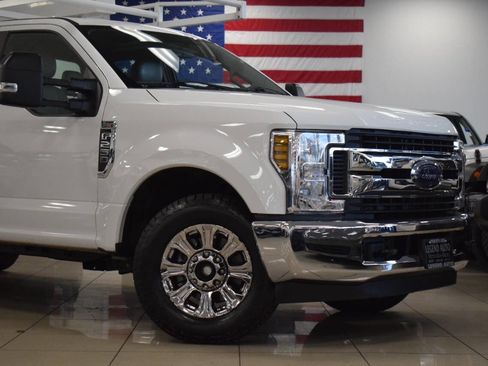 Used 2019 Ford F250 XL w/ STX Appearance Package image 4